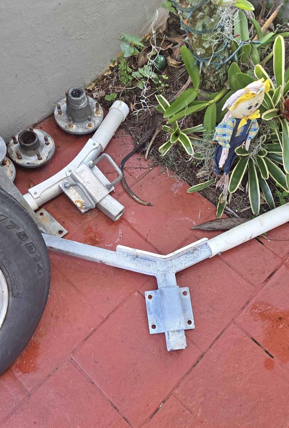 2 Y Guides For Boat Trailer 