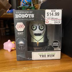 The Nun - Glow In The Dark GAMESTOP Edition: Handmade By Robots #086