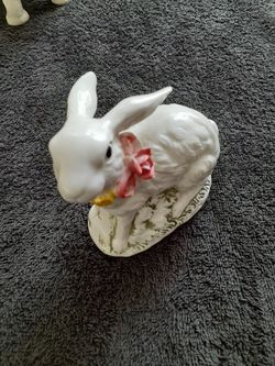 Antique rabbit bunny please see pictures and read info