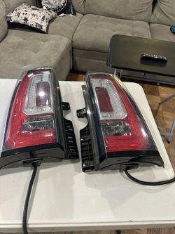 Gmc Yukon Denali Taillights