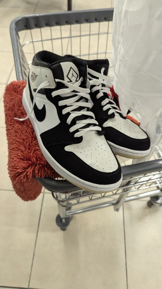 Men Diamond Jordan Size 12