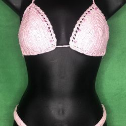 New Knitted Pink Bikini Size Large