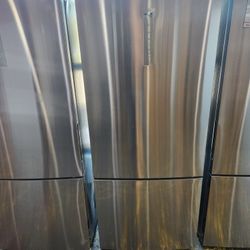 Final Sale Haier 28 Inch Bottom Freezer Refrigerator 15 Cu Ft 