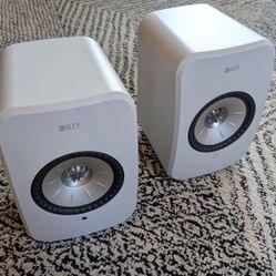KEF LSX II LT Wireless Bookshelf Speakers