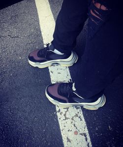 Balenciga size 44 250 let’s talk