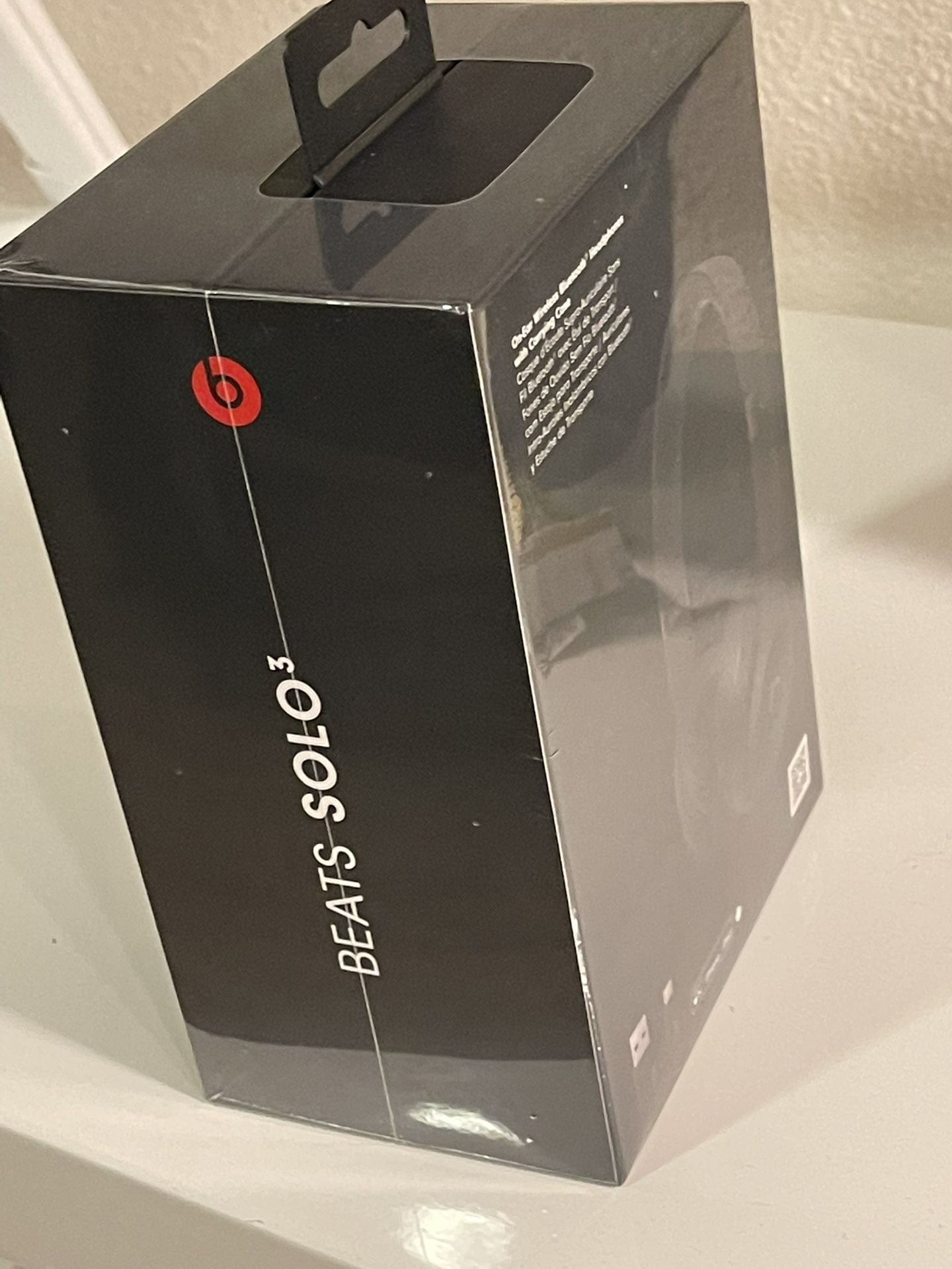 Beats Solo 3 Headphones- New!