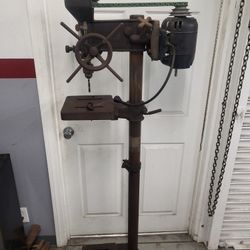 Walker Turner Drill Press Floor Model With Rare (Captain Wheel) Handle