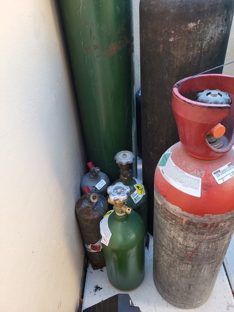 HVAC WELDING TANKS NITROGEN TANKS for Sale in Miami, FL OfferUp
