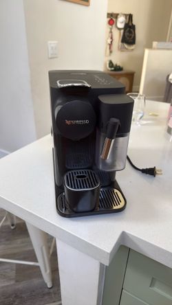 Nespresso Lattissima One Delonghi
