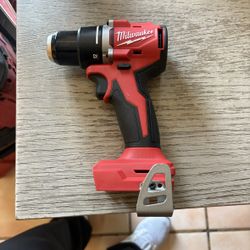 Milwaukee M18 Brushless Drill/Driver