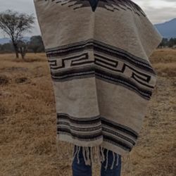 Gabán Nuevo Artesanal 