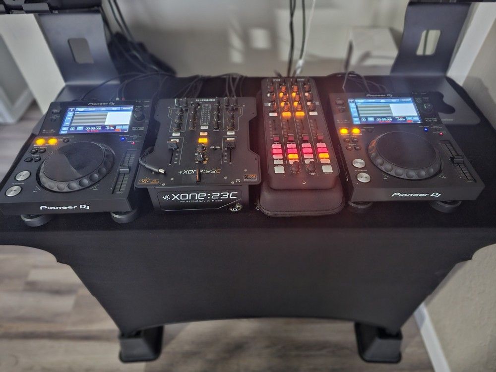 DJ equipment Pioneer cdj & Allen&Heath 23c +k2.