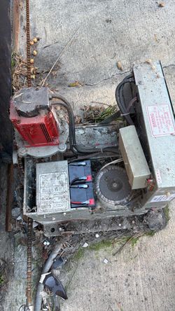 Electric gate stuck or not opening? Fast solution for motor, chain, and sensor issues