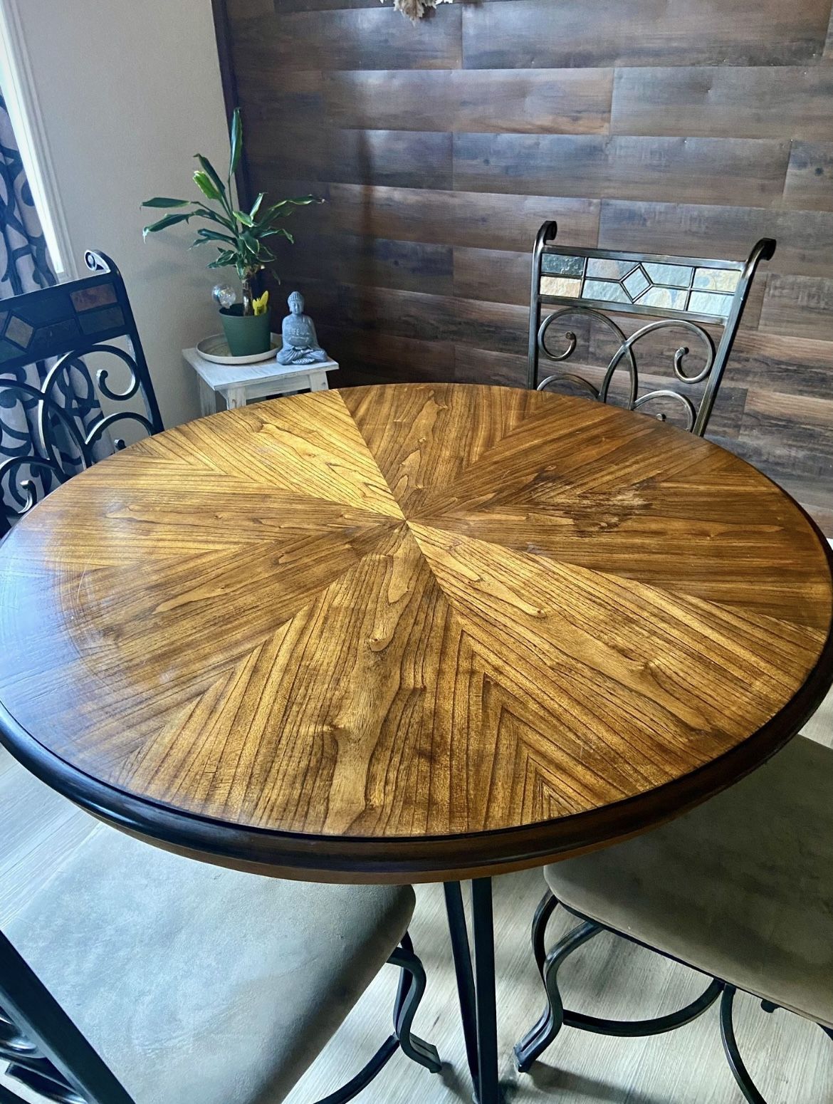 Round Wooden dining table with chairs