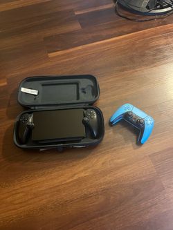 PlayStation Portal w/Case & Starlight Blue Ps5 Controller