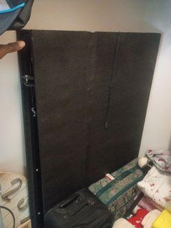 Adjustable bed frame , size is Queen