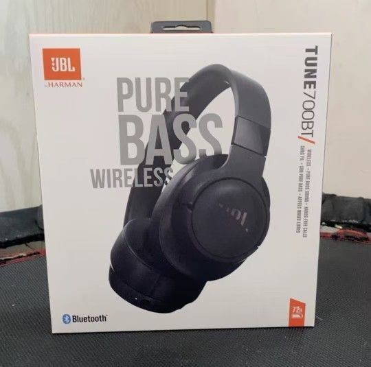 Brand New JBL TUNE 700 BT Over-Ear Wireless Running Sports Bluetooth Headphones
