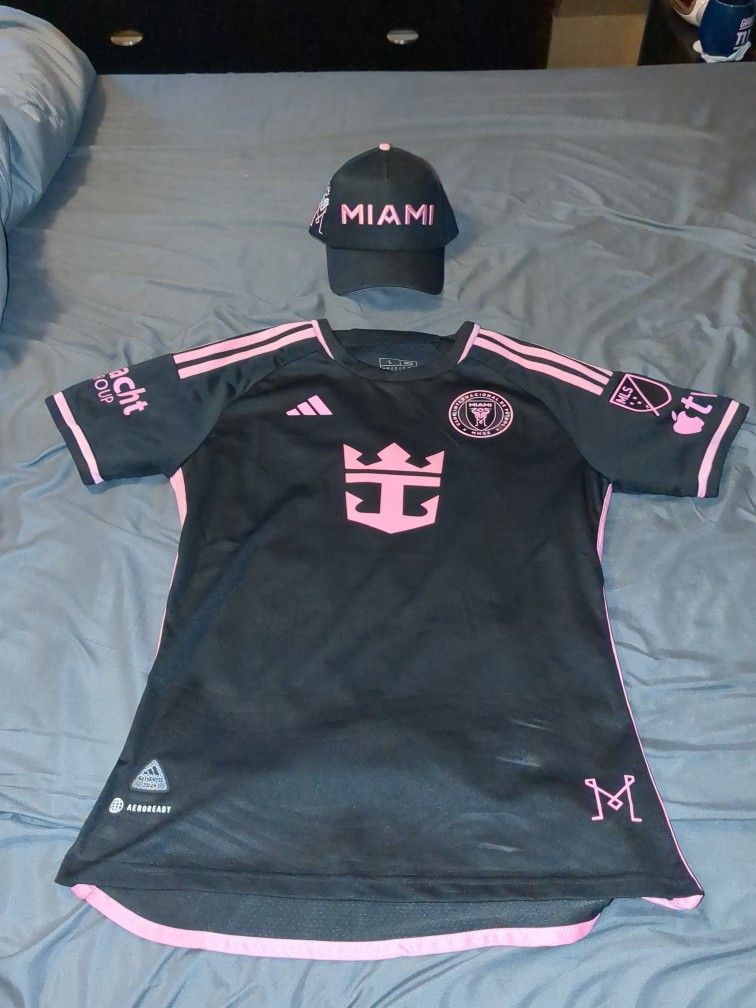 Messi Inter Miami Jersey With Team Hat
