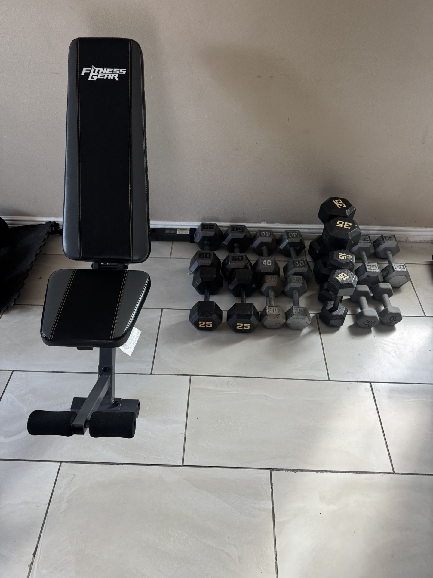 Dumbbells weights 10-50 plus adjustable bench 450lbs total