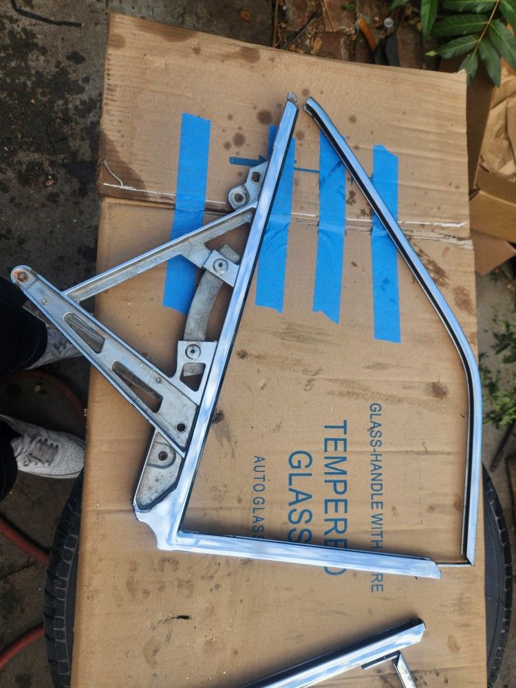 Lh Rh Rear Quarter Frames (1962-64) Impala