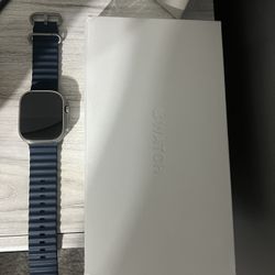 Apple Watch Ultra 2 49mm Blue Ocean Band 