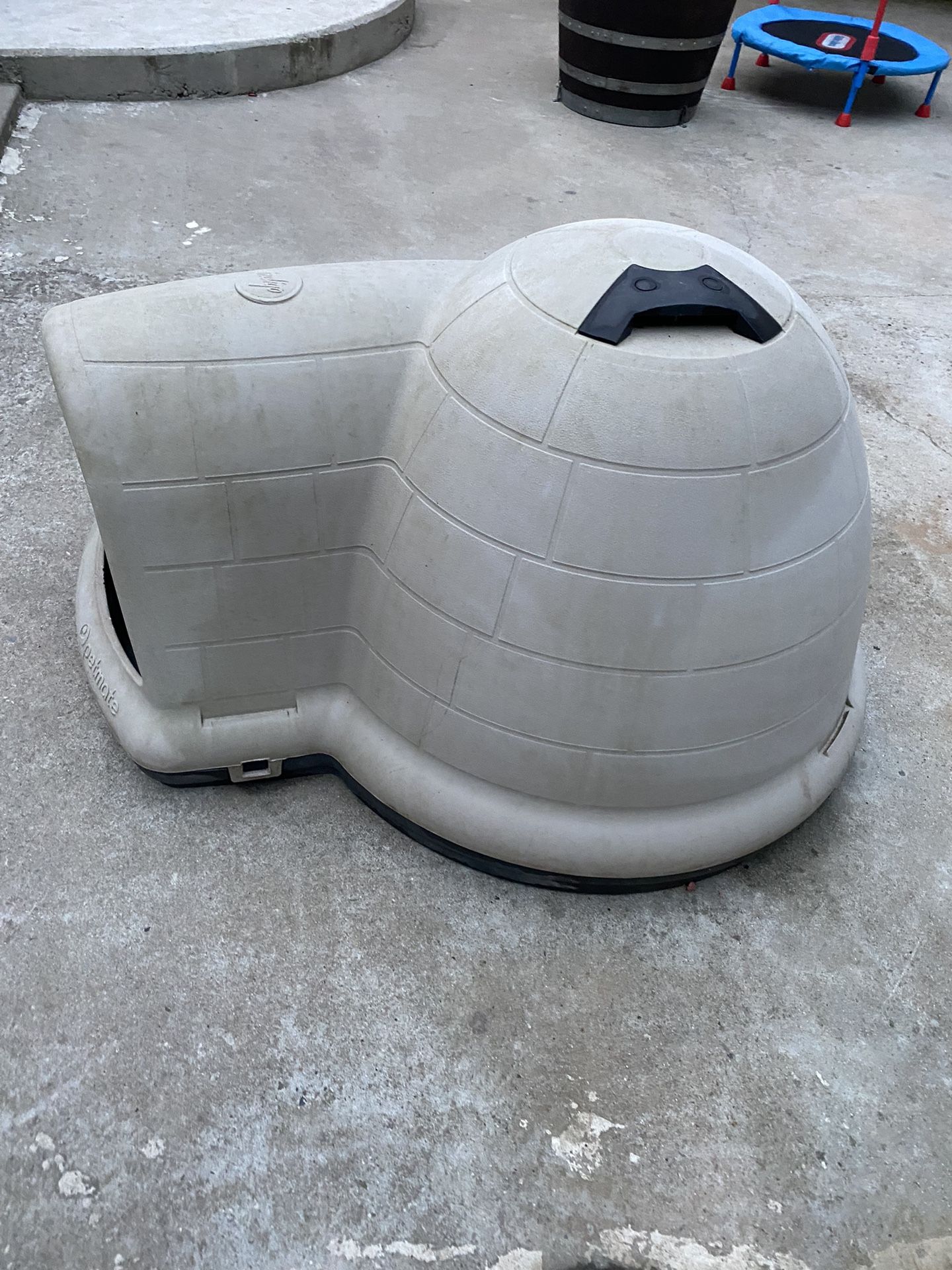 Dog House LG