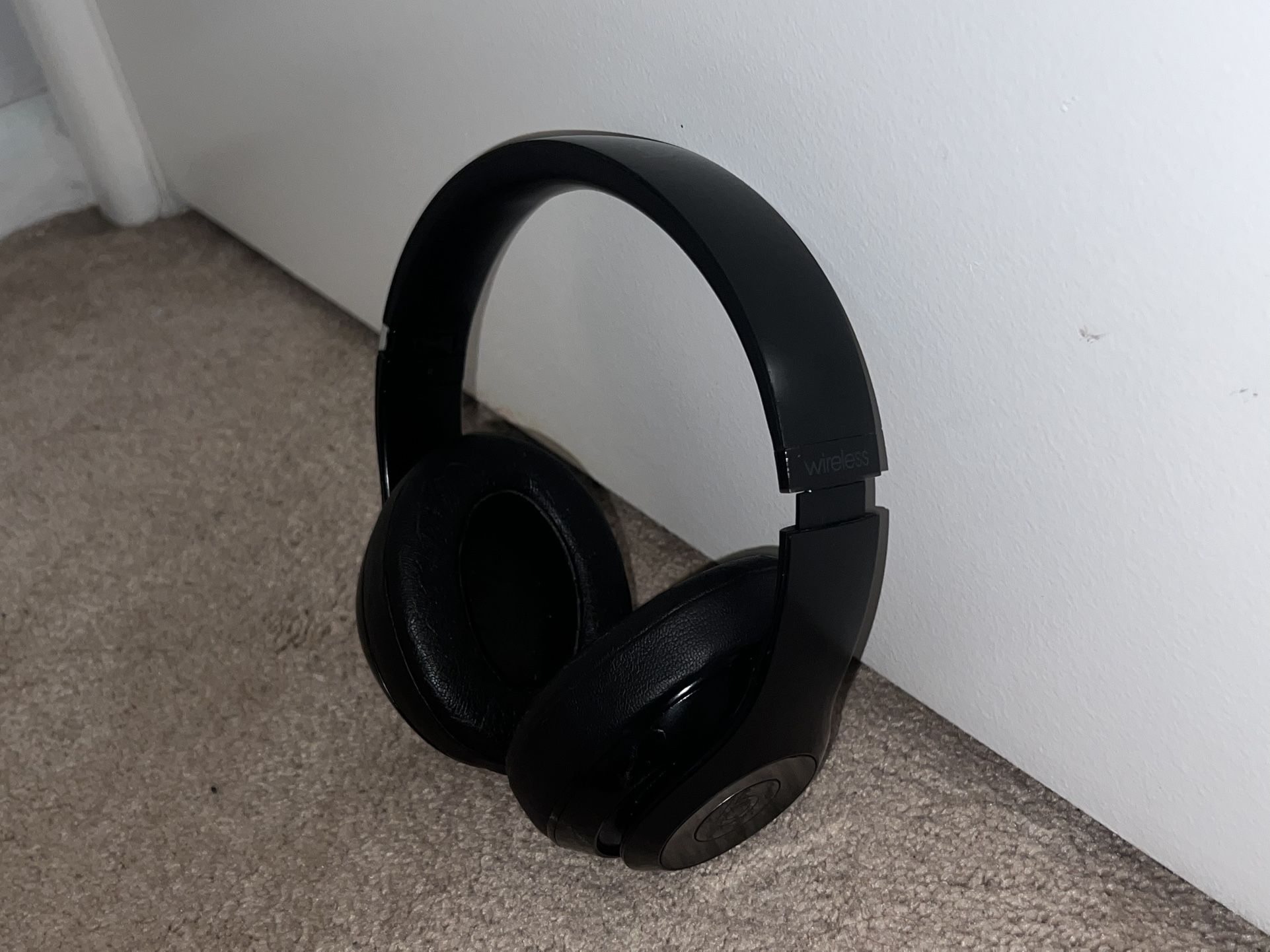 Beats Studio Pro Wireless Headphones — Black