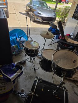 Beginner learning drum kit