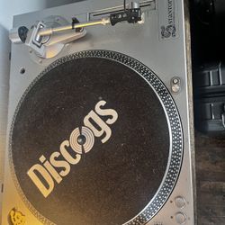 Stanton STR8-60 Turntable