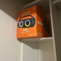 Groove onn Portable Bluetooth Speaker 