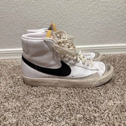 Nike Blazer Mid