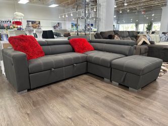 Amazing Deal🚨Beautiful Grey Pull Out Sleeper Sectional Available Now $1099