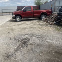 2002 Ford F250 4x4  (For Parts) Complete