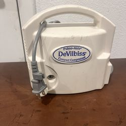 DeVilbiss Pulmo-Aide Compact Compressor Nebulizer System