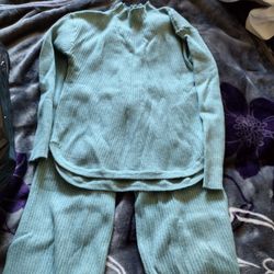 Pants And Sweater S 6/6x