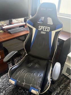 GTRACING Gaming Chair with Bluetooth Speakers