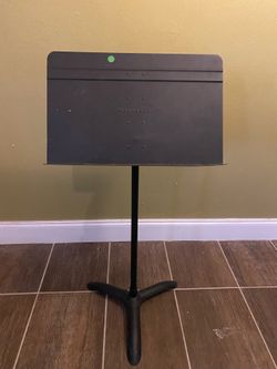 4 Manhasset Music Stands