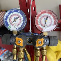Yellow Jacket Gauge