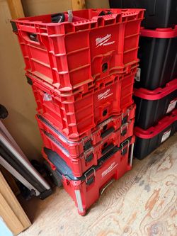 Milwaukee packout/tools