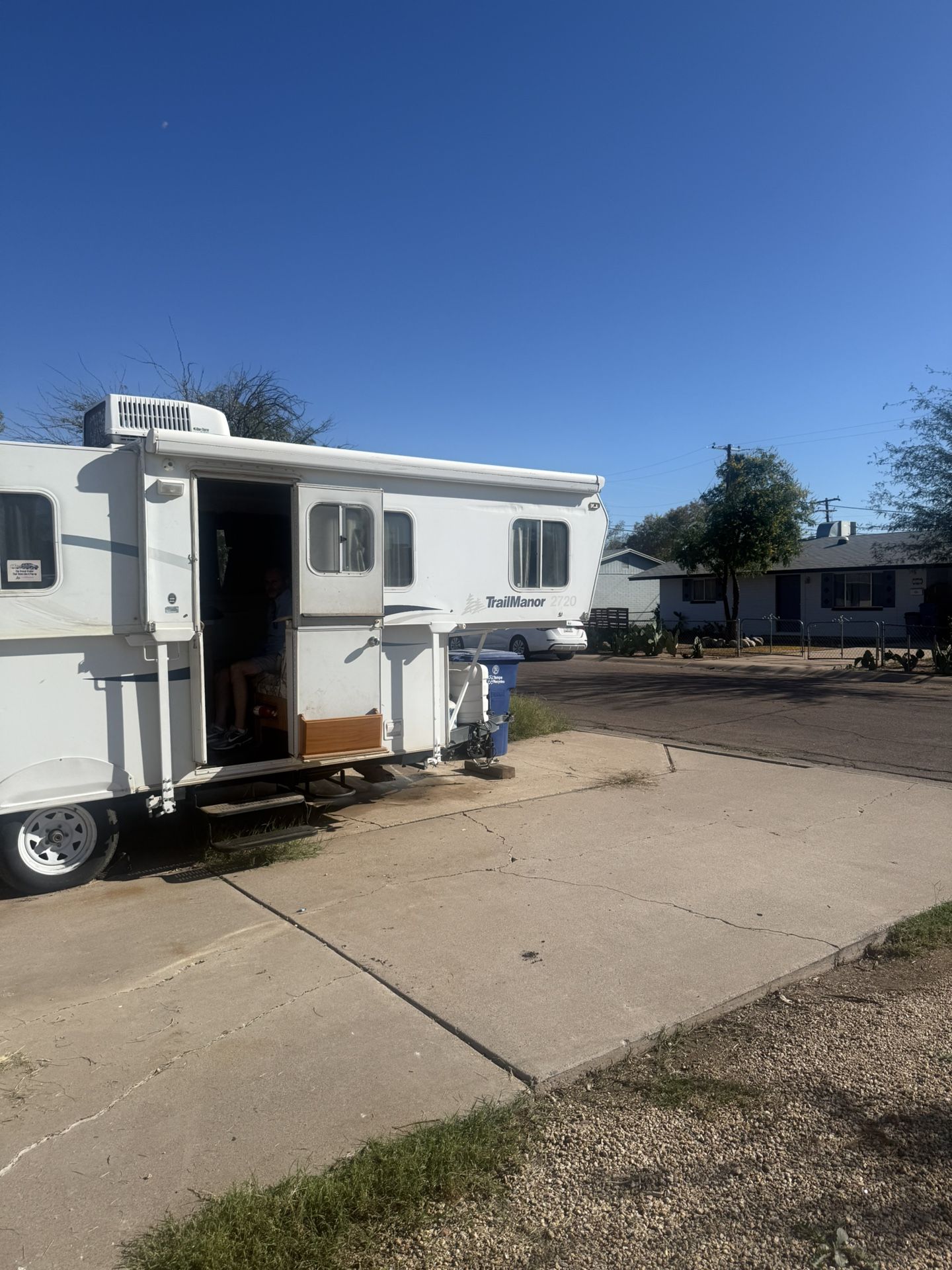 2002 Trailmanor 2720