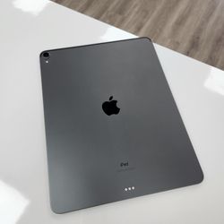 Apple IPad Pro 12.9in 3rd Gen Tablet 256GB - Pay Only $5 Down Today