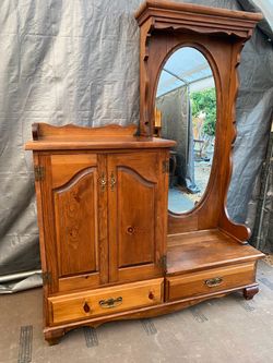 Tall Dresser gentlemen’s wardrobe