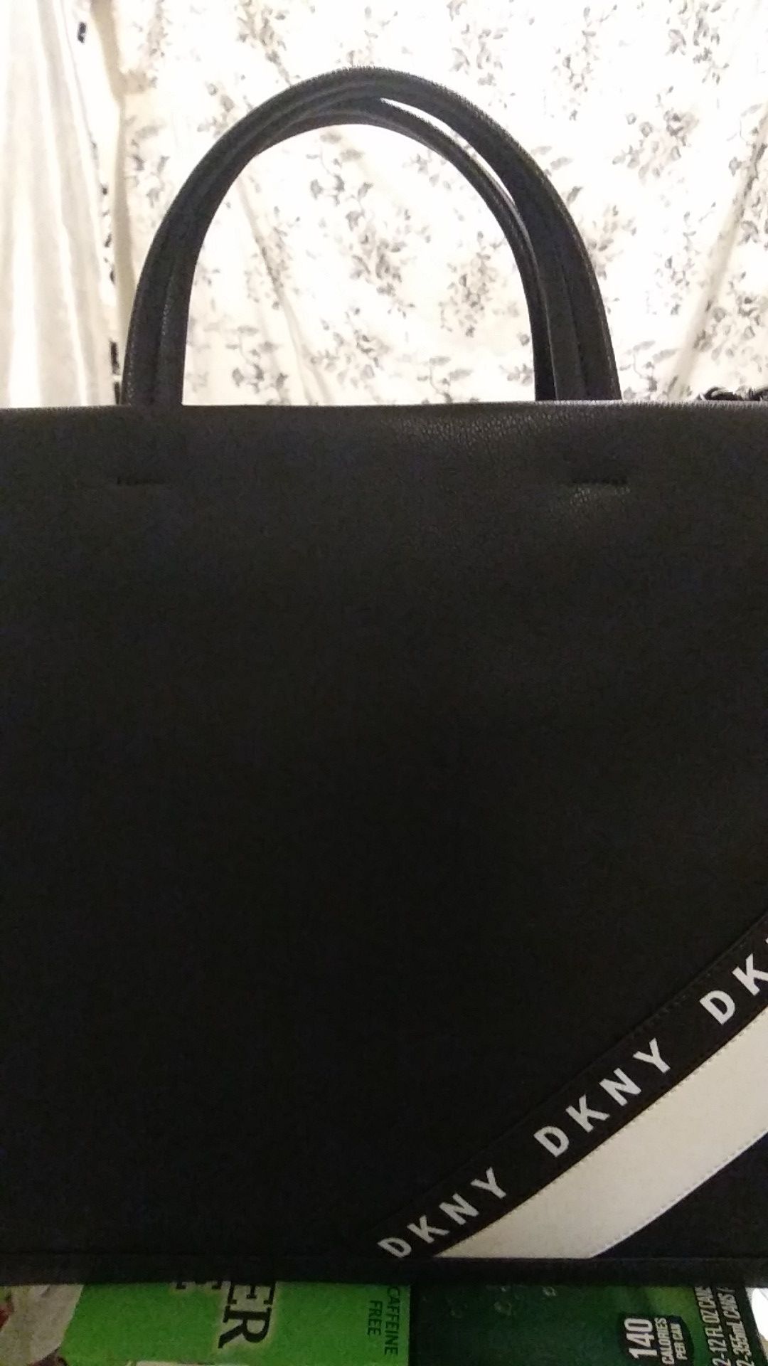 DKNY PURSE BRAND NEW