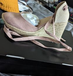 Torrid blush Colored Platform Wedges
