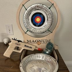 Rubber Band Gun With Pie Tin Target