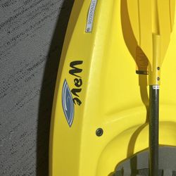 Lifetime Wave Youth Kayak - Like New (with Paddle)