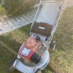 Lawnmower Honda Comercial