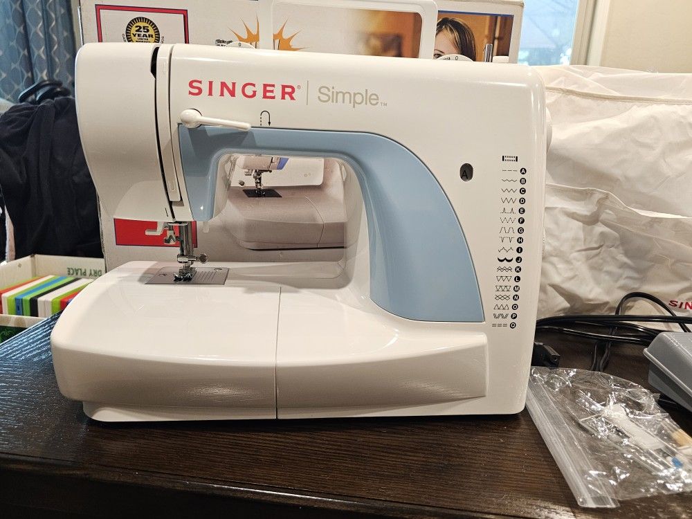 Singer Sewing Machine for Sale in Fresno, CA OfferUp