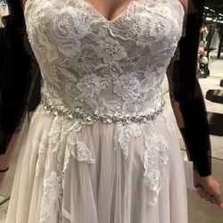 Madi lane wedding dress size 14