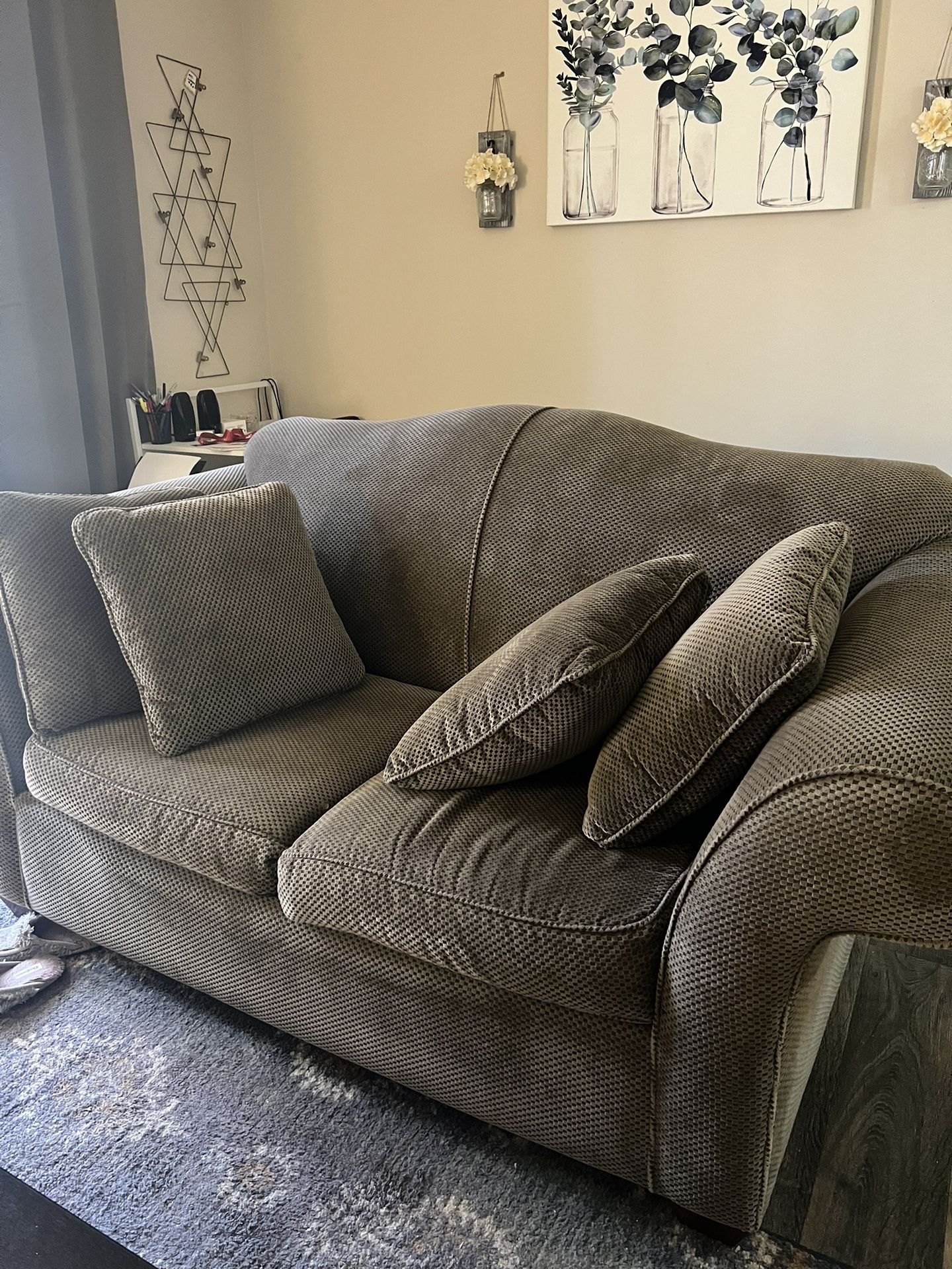 Loveseat sofa